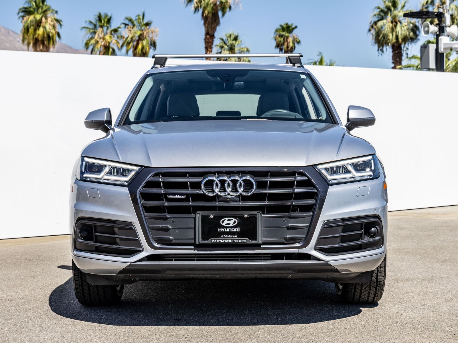 2019 Audi Q5 — interior view